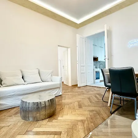 Luxury Apartment At Famous Vienna Kutschkermarkt Exterior photo