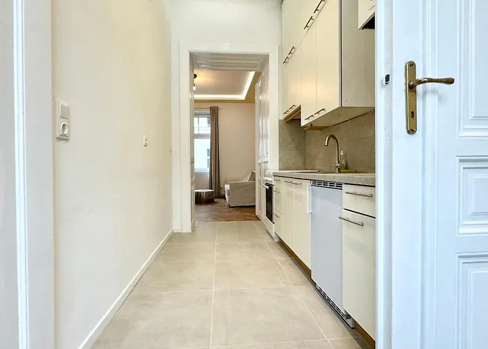 Luxury Apartment At Famous Vienna Kutschkermarkt